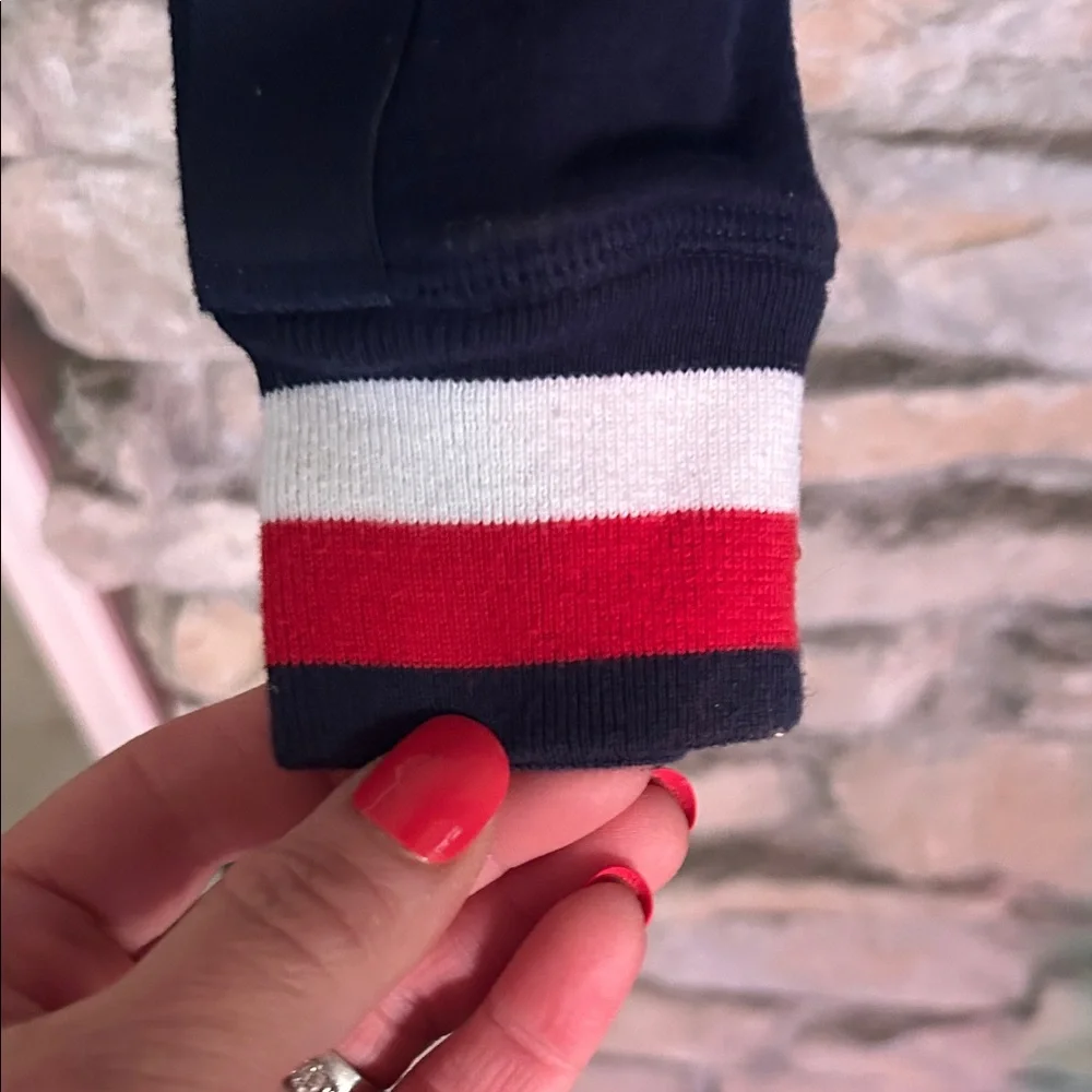 Tommy Hilfiger Navy Sweatshirt with Red and White Accents. XS - Picture 6 of 8